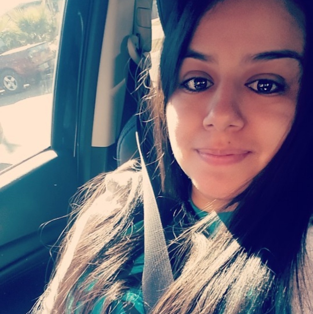 Meet your Posher, Amairani